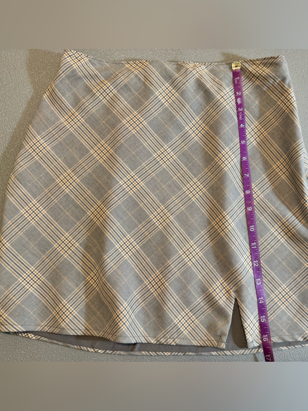 Abercrombie & Fitch Gray Tan Plaid Mini Skirt Size Small - Picture 10 of 11